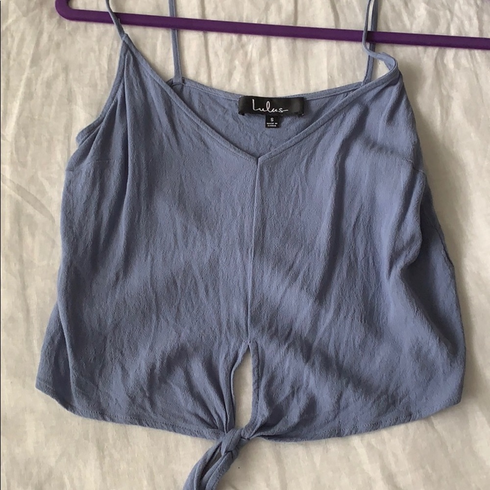 blue tank top